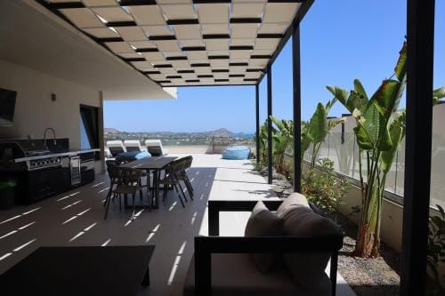 Trapezia Luxury Living Hotel in Kolympia