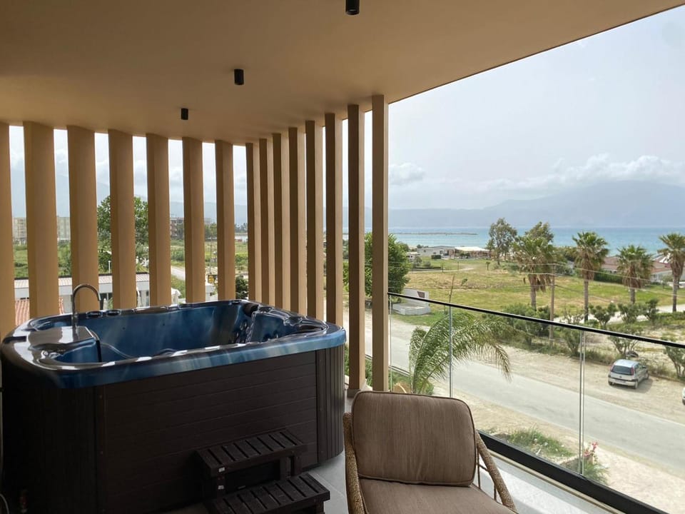 Hot tub