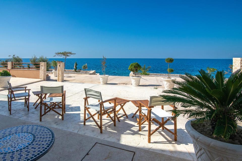 Sunset Bay Apartments Hotel in Ulcinj Municipality