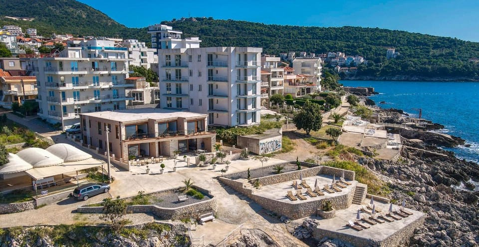 Sunset Bay Apartments Hotel in Ulcinj Municipality
