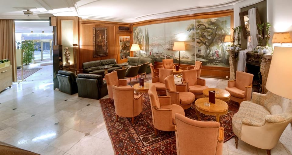 Grand Hotel Cravat Hotel in Luxembourg