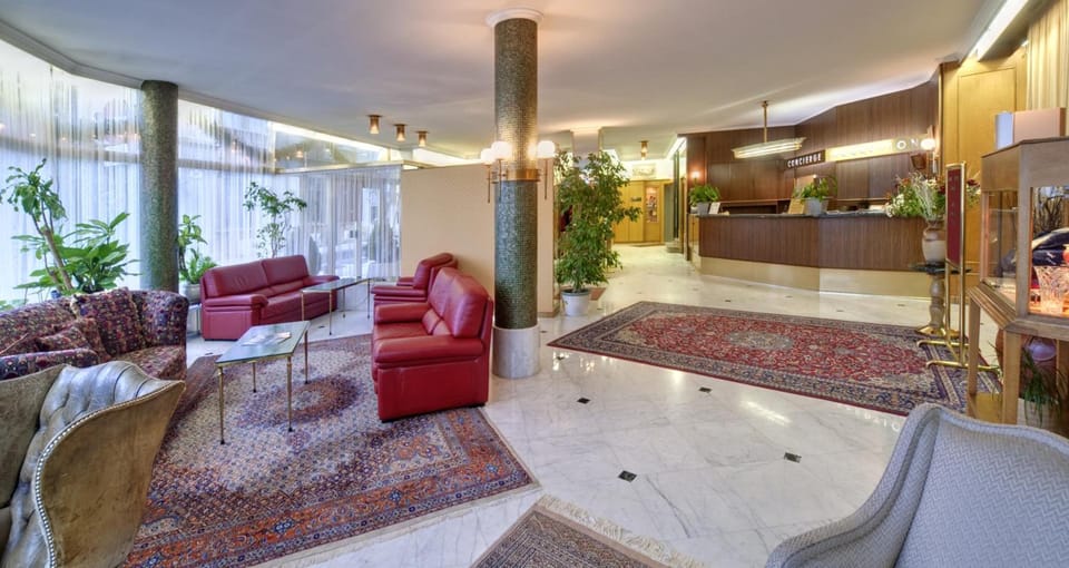 Grand Hotel Cravat Hotel in Luxembourg