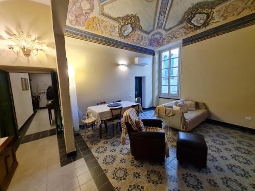 B&B Residenza d'epoca "La nostra casa tra le torri" Hotel in Albenga
