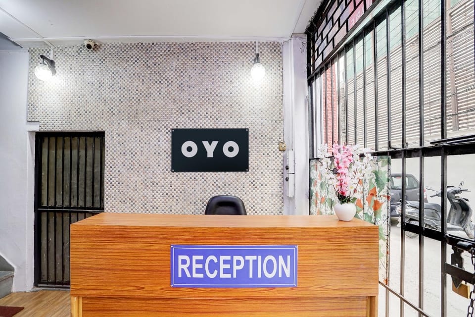 OYO 820080 Green Park Residency Hotel in New Delhi