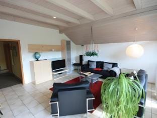 Pension-Ferienwohnung Liesbachtal direkt am Waldrand Bayerische Rhon Hotel in Thuringia, Germany