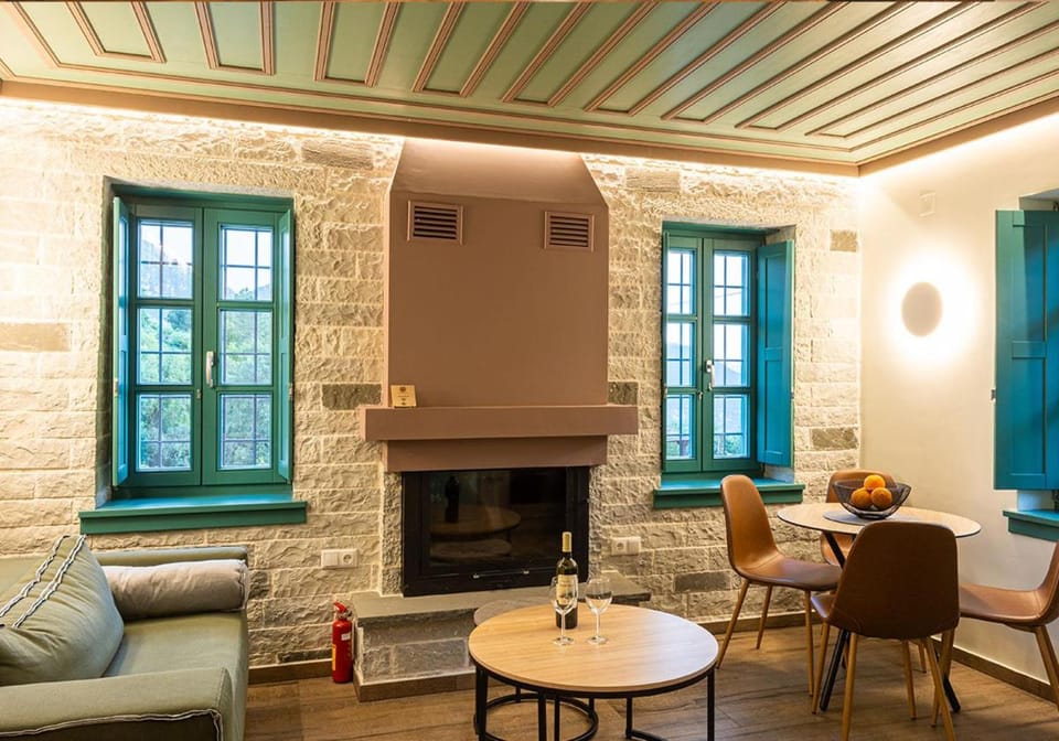 MAKRIS Papigo Luxury suites Hotel in North Macedonia