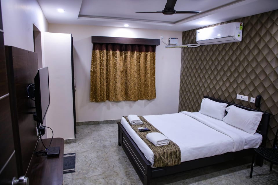 Hotel Grand Sapphire Hotel in Puducherry