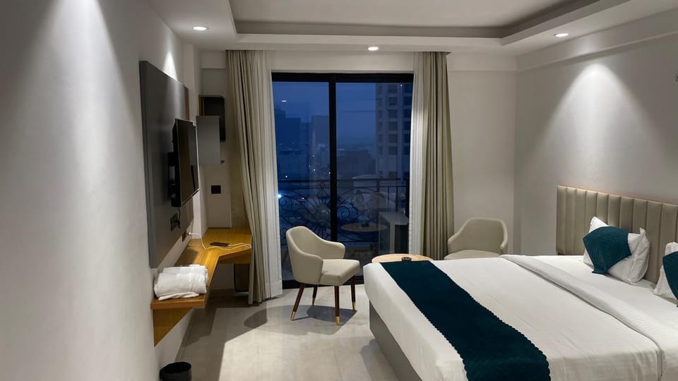 Maple Tree, Lucknow - Couple Friendly Hotel in Lucknow