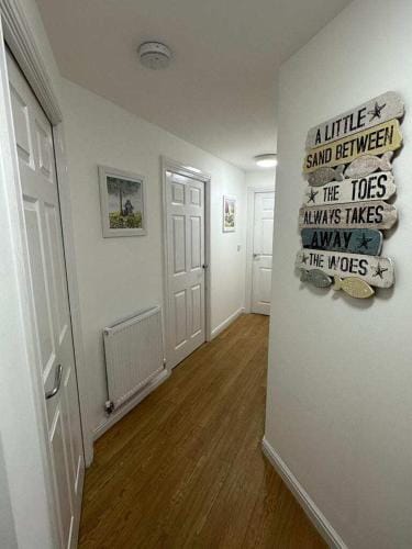 Newly Refurbished 2 Bedroom Apartment Weston-Super-Mare Hotel in Weston-super-Mare