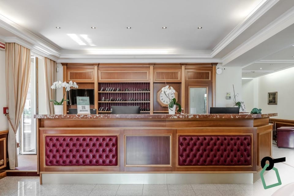 Hotiday Room Collection - Stresa Hotel in Stresa