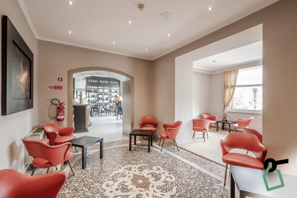 Hotiday Room Collection - Stresa Hotel in Stresa