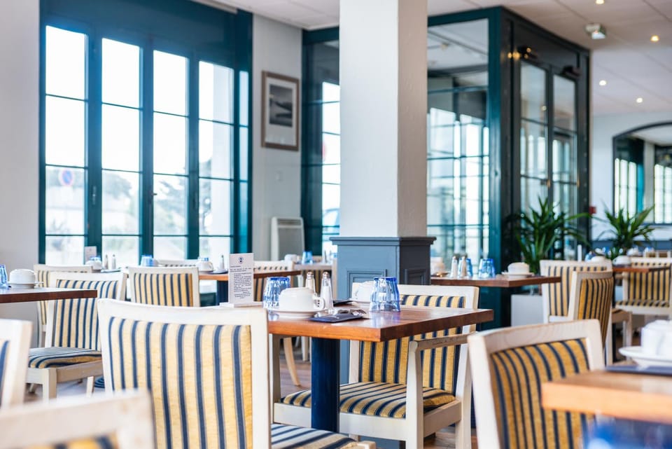 SOWELL RESIDENCES Le Port Hotel in Deauville