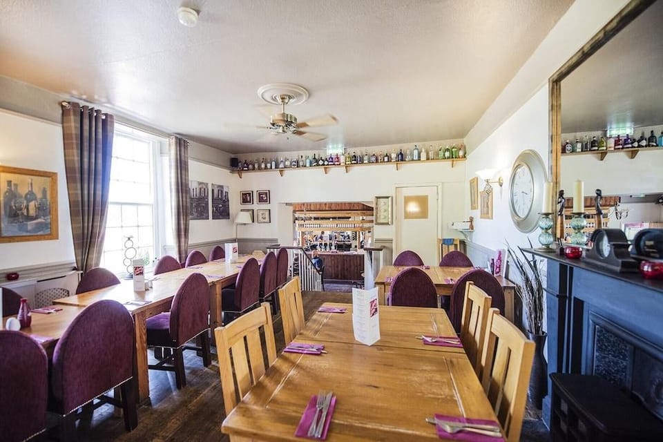 The Bell Inn Inn in Stroud District