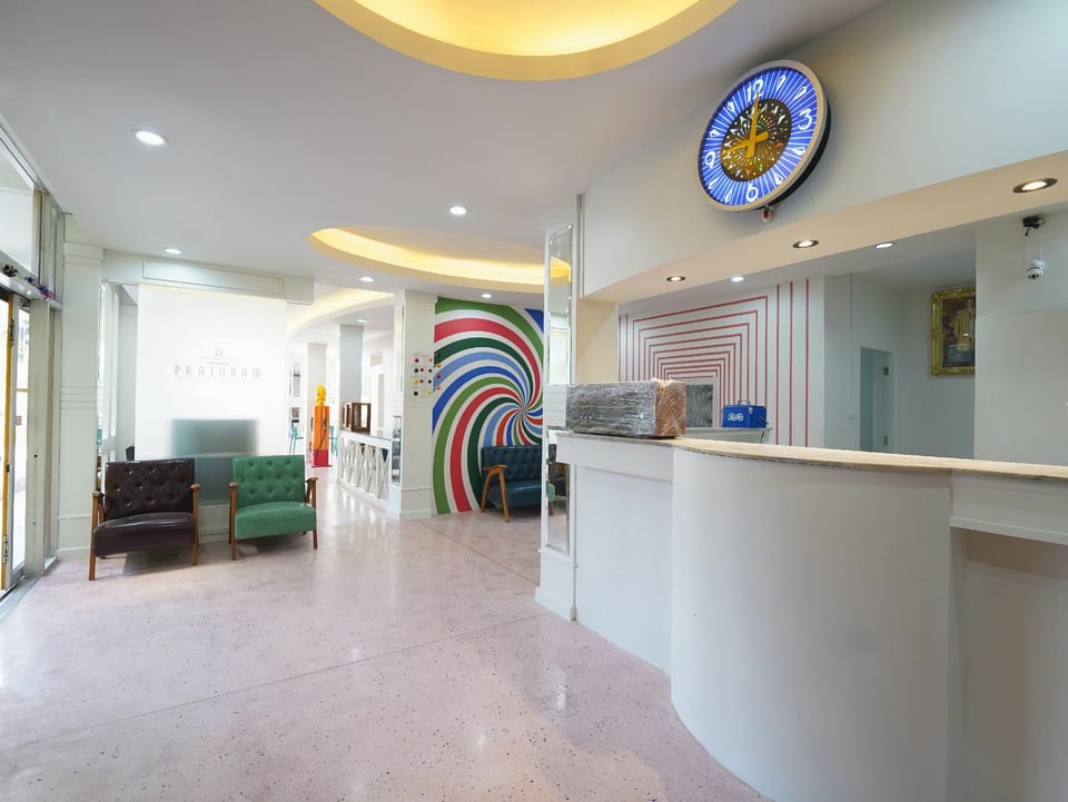 RoomQuest Hotel Pratunam  Hotel in Bangkok