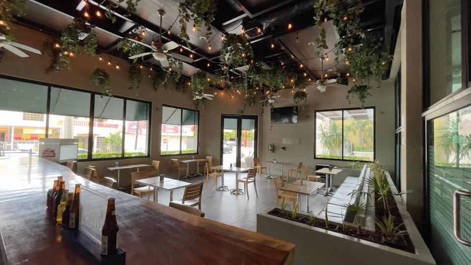Bar/lounge