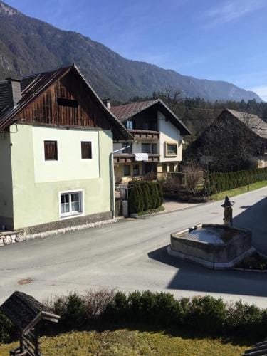 Sonntagshof Ferienwohnungen Apartments Hotel in Friuli-Venezia Giulia