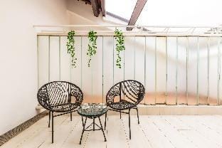 Colonna Apartment 2 by Wonderful Italy Hotel in Naples