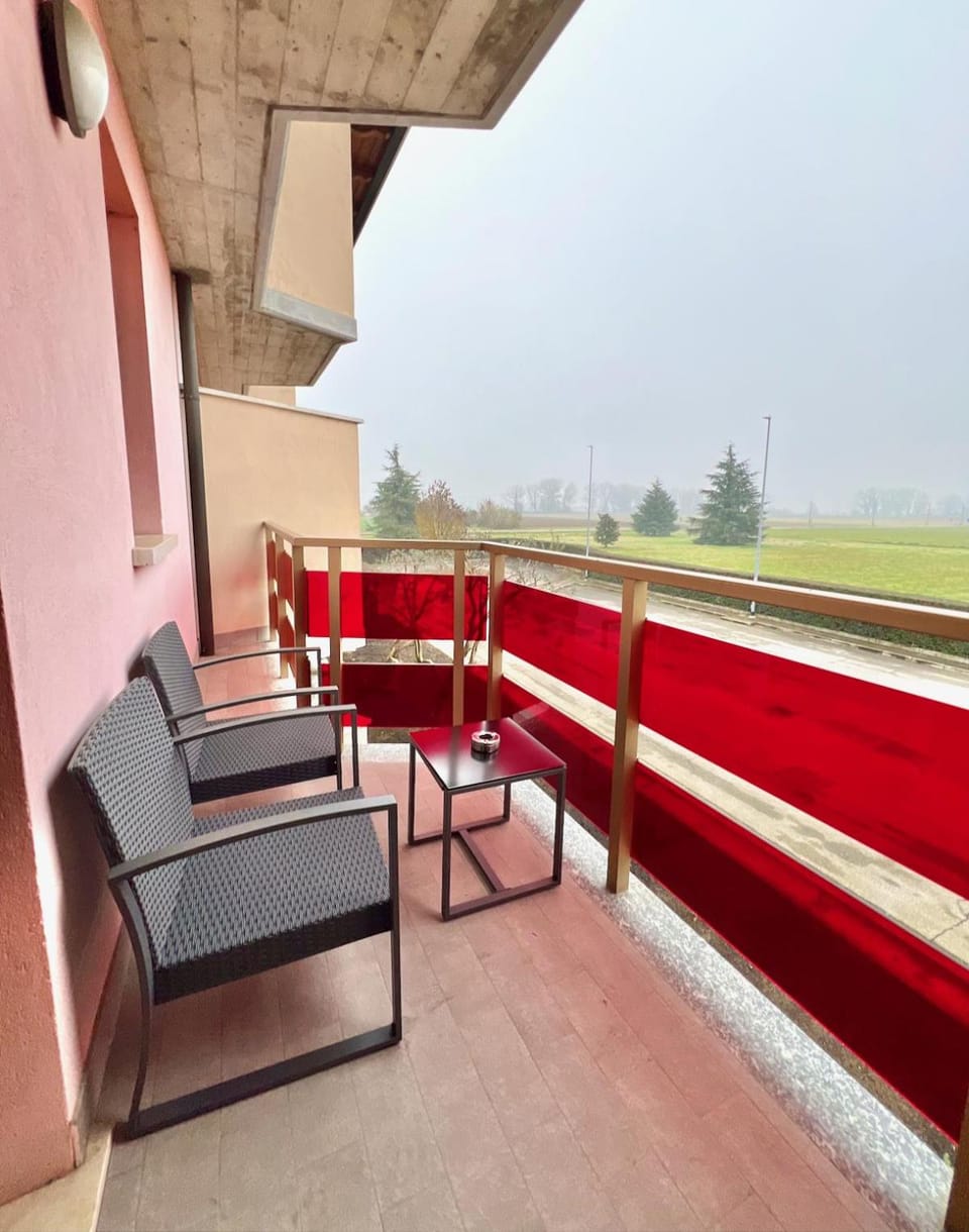 HC Hotel Touring Seniga Hotel in Province of Brescia