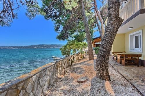 Apartments & Bungalows Ivanovic Hotel in Šibenik-Knin County, Croatia