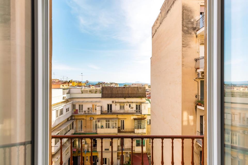 Colonna Apartments by Wonderful Italy Hotel in Naples