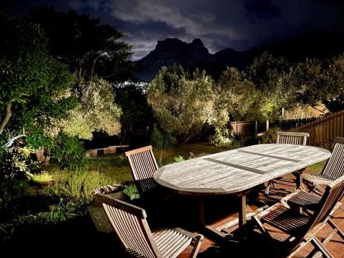 Nudist/naturist/FKK Port Nature Sandy Bay Flat Hotel in Cape Town