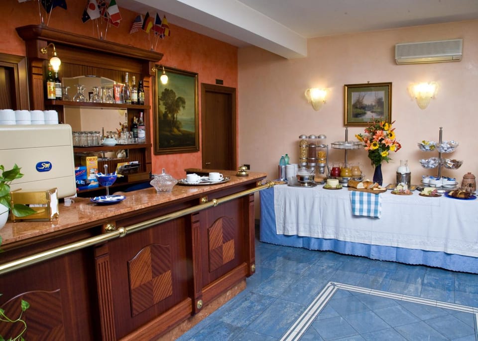 Bar/lounge