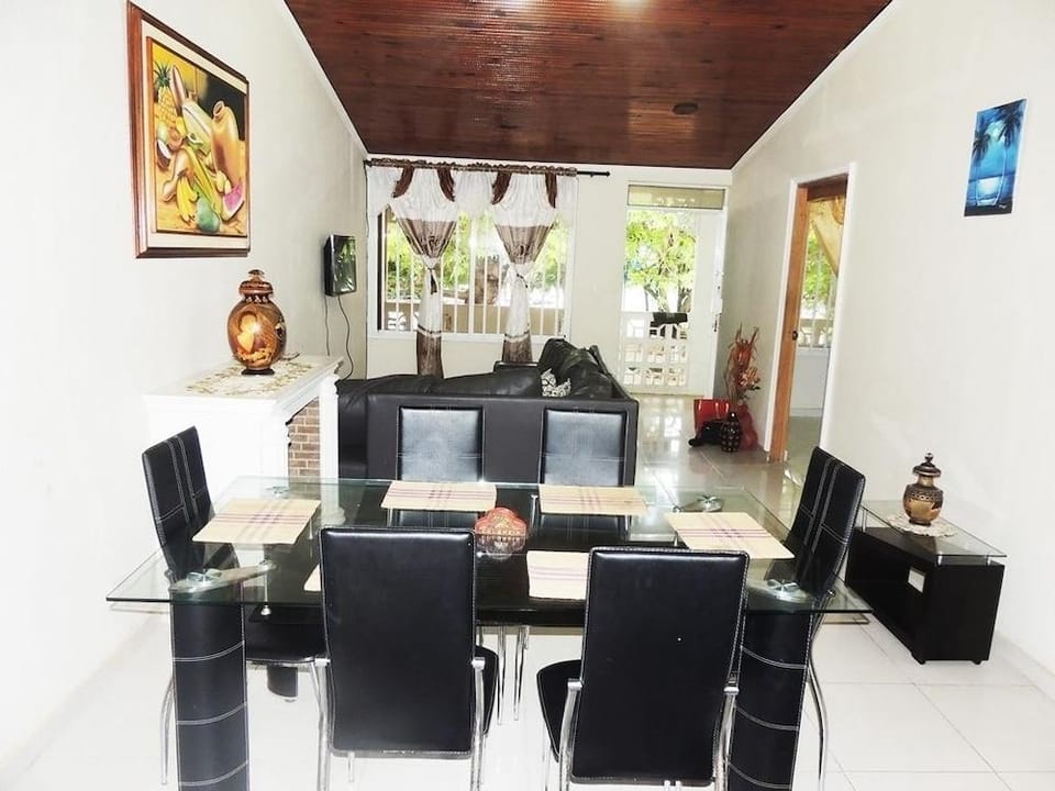 Casa Vacacional Manatwar Hotel in San Andres