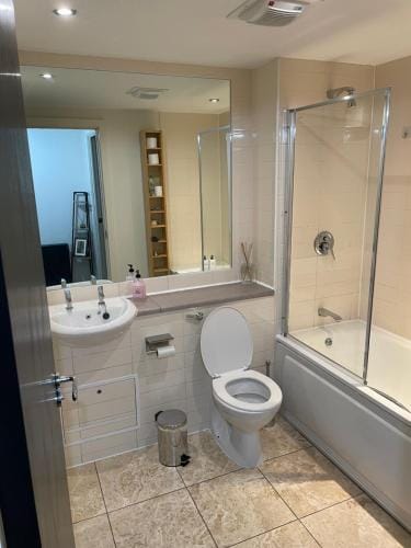 Luxury 1 or 2 bedroom Apartment Birmingham City Centre Hotel in Birmingham