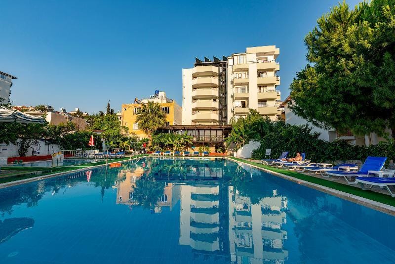 AliBabam Hotel & Apartment Hotel in Kusadasi