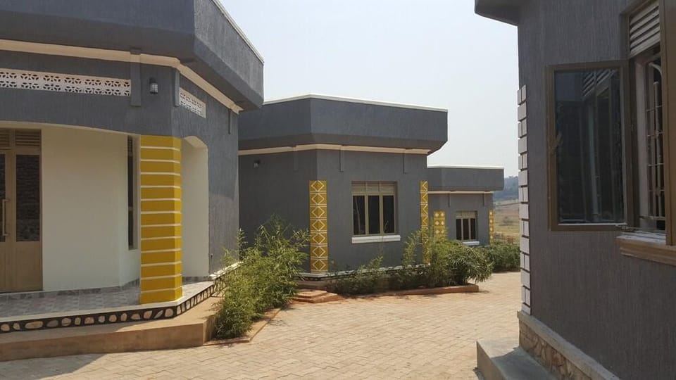 Lite Cottages Hotel in Uganda