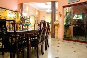 Lahore Guest House Hotel in Lahore