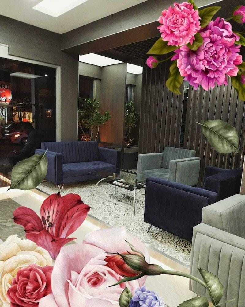 Kardelen Hotel Hotel in Mersin
