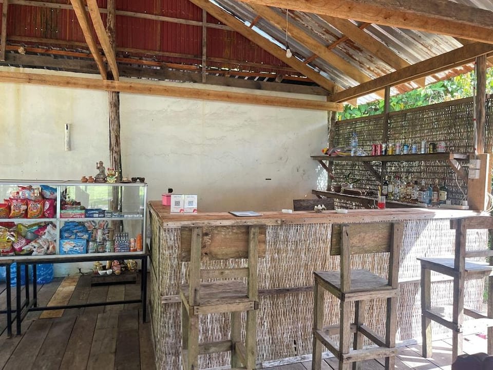Naks Shack Hotel in Ream