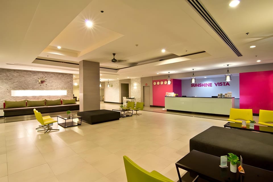 Sunshine Vista Hotel Resort in Pattaya City