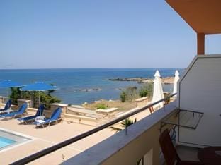 Kanakis Blue Beach Apartments Hotel in Crete
