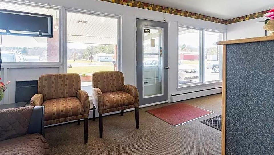 Best Travel Inn Philipsburg Motel in Allegheny River