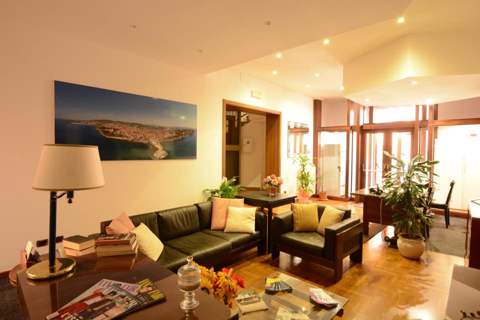 Albergo Italia Hotel in Piombino