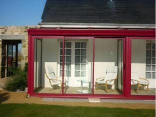 Hotel Les Voisins Beaucemaine Hotel in Brittany