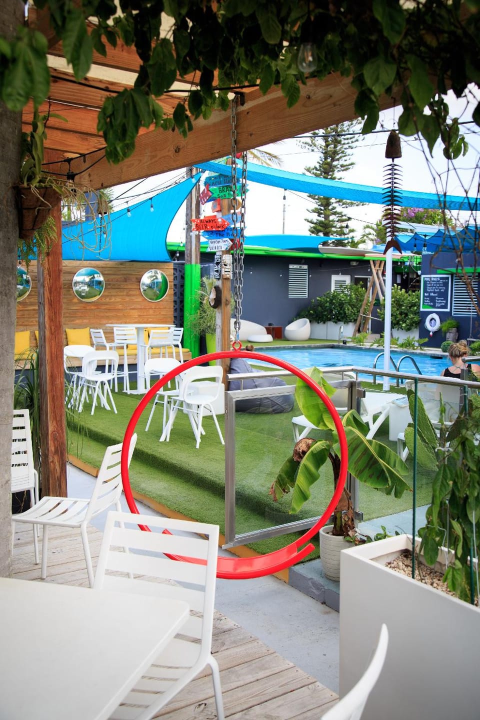 Nomada Beach Hostel - Isla Verde Hotel in Carolina