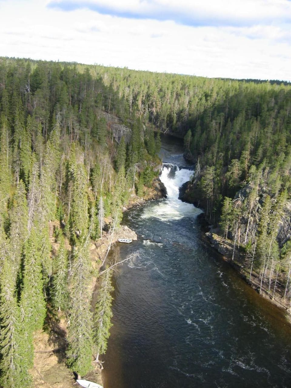 Basecamp Oulanka Hotel in Finland