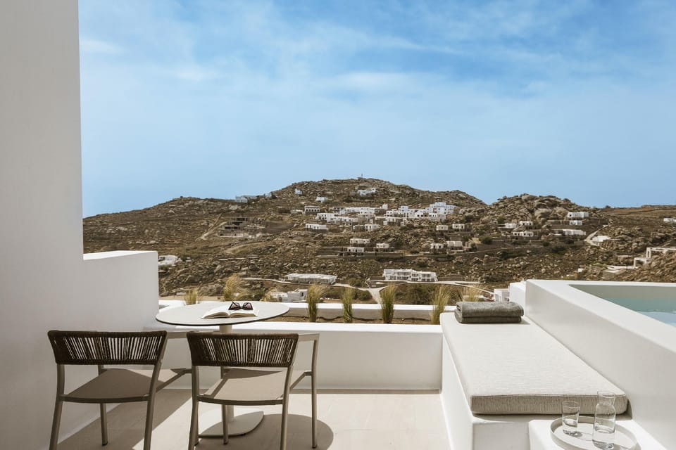 Mykonos Flow - Super Paradise Hotel in Decentralized Administration of the Aegean