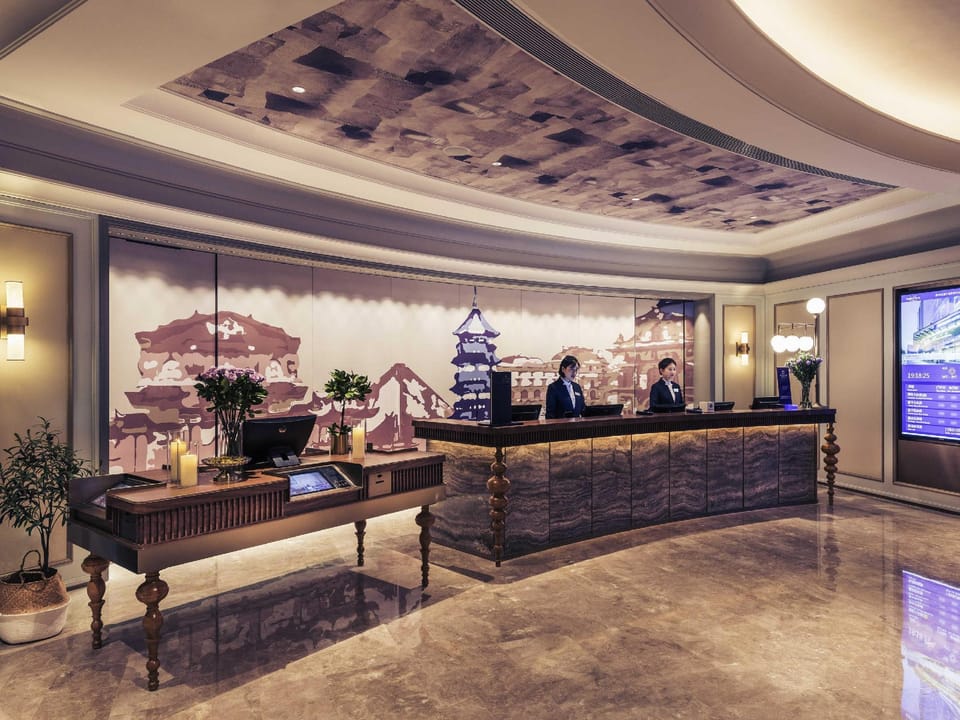 Mercure Hangzhou West Lake Hotel in Hangzhou