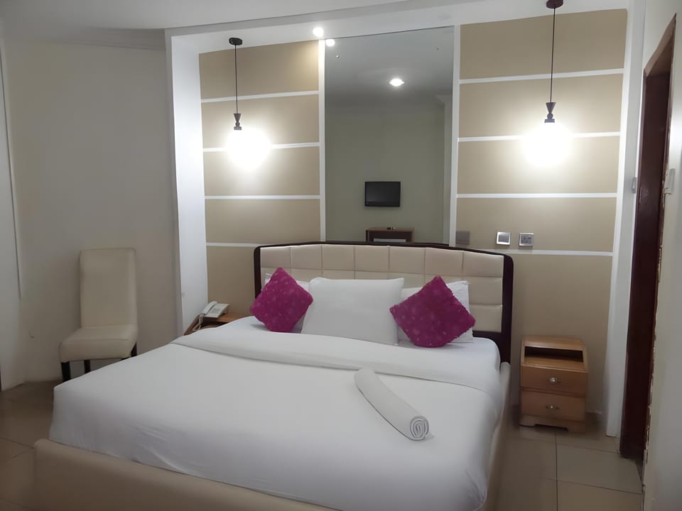 Prumssy Hotel Hotel in Lagos
