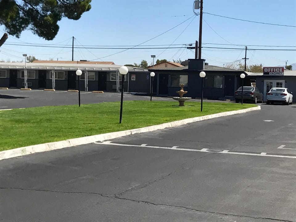 NEW CORRAL MOTEL Motel in Victorville