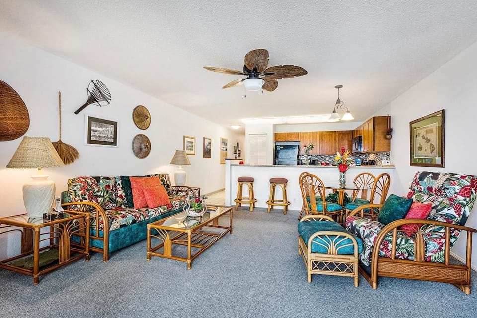 Sea Village Hotel in Holualoa