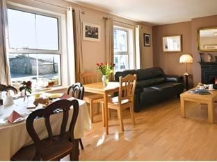 Roundstone Retreats Islandview Hotel in County Galway
