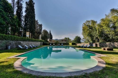 Coselli 's Collection. Luxury Villas Rental Hotel in Capannori