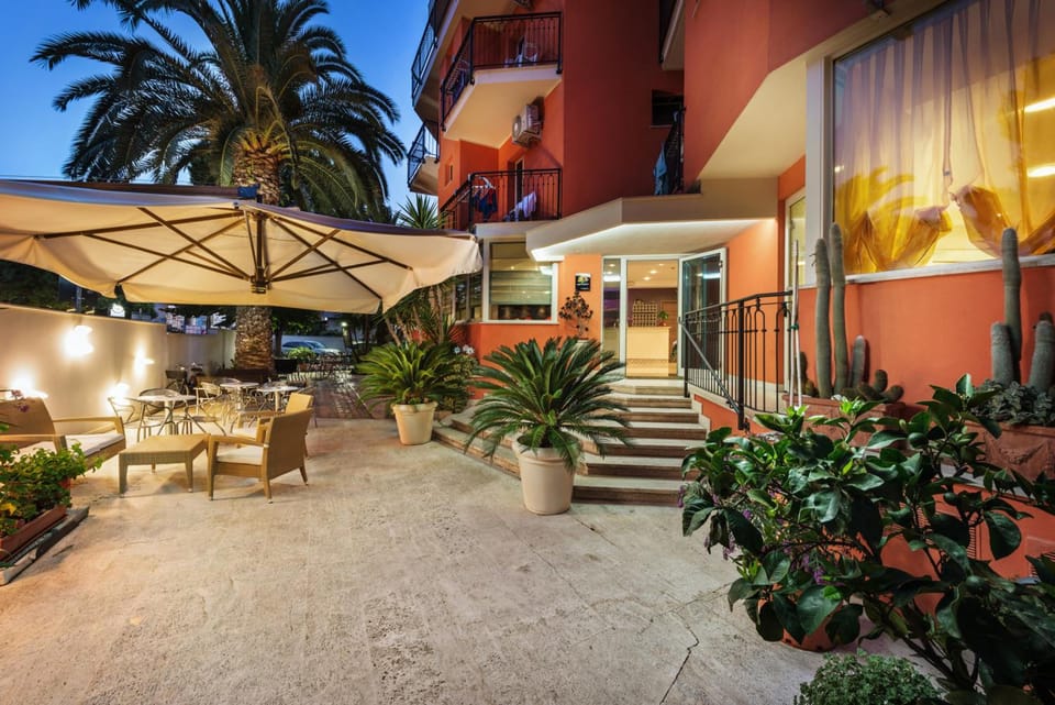 Hotel Fenix Hotel in San Benedetto del Tronto