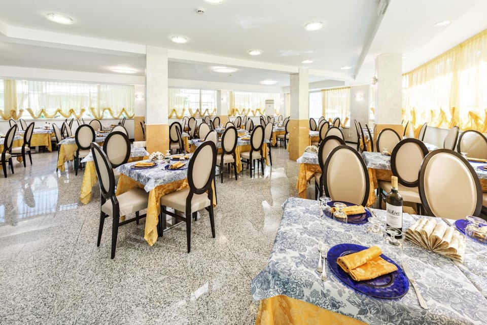 Hotel Fenix Hotel in San Benedetto del Tronto
