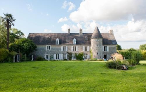 Chateau Le Colombier Hotel in Normandy